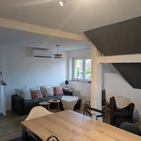 Au Jardin Des Pies Apartamento